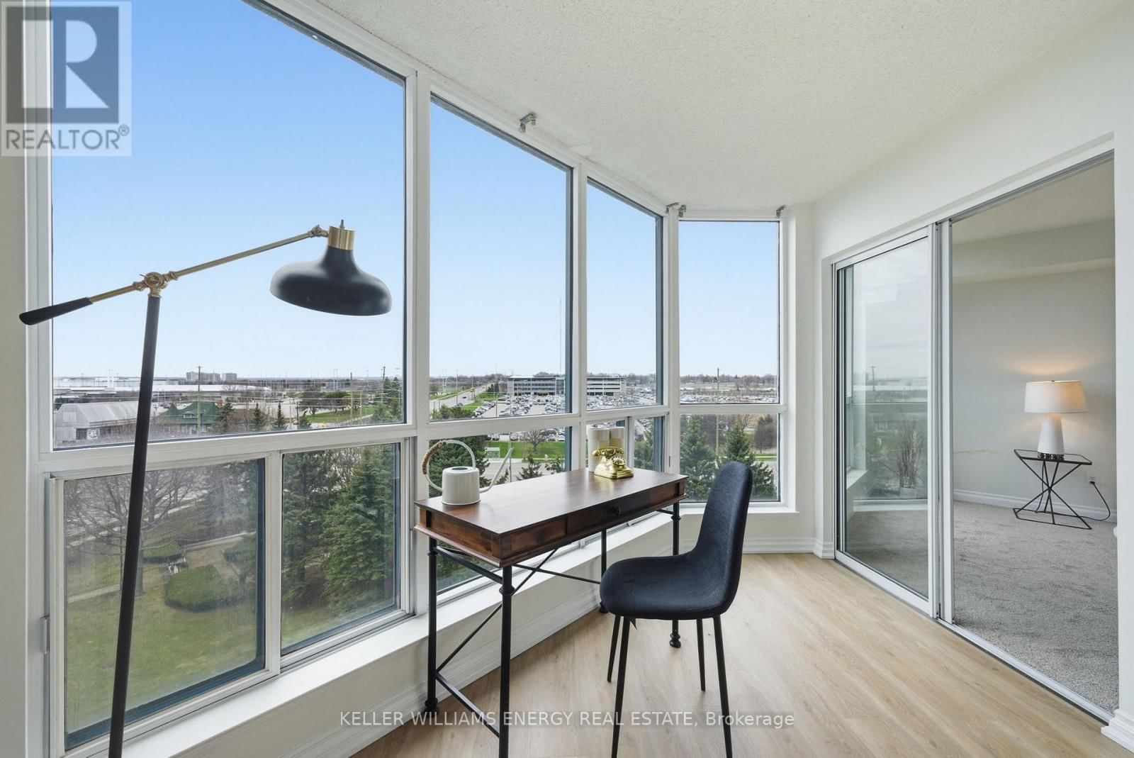 610 - 360 WATSON STREET WEST Image 13