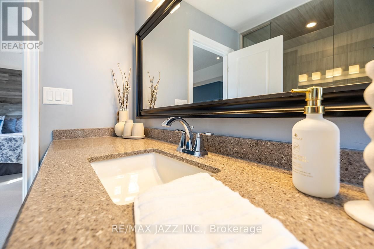 43 ELMER ADAMS DRIVE Image 26