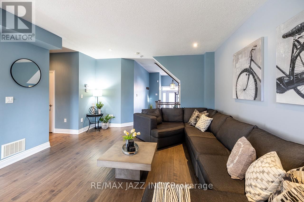 43 ELMER ADAMS DRIVE Image 8