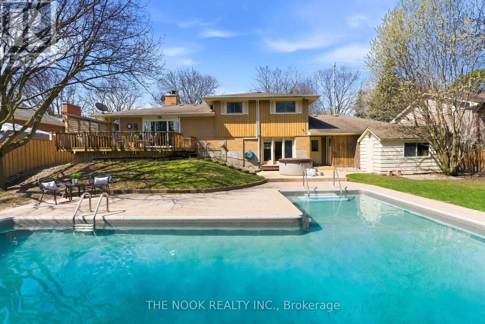 159 LIBERTY STREET NORTH Image 14