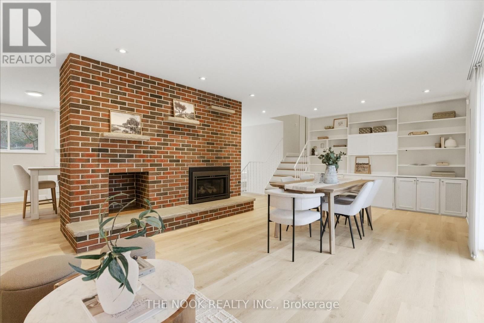 159 LIBERTY STREET NORTH Image 26