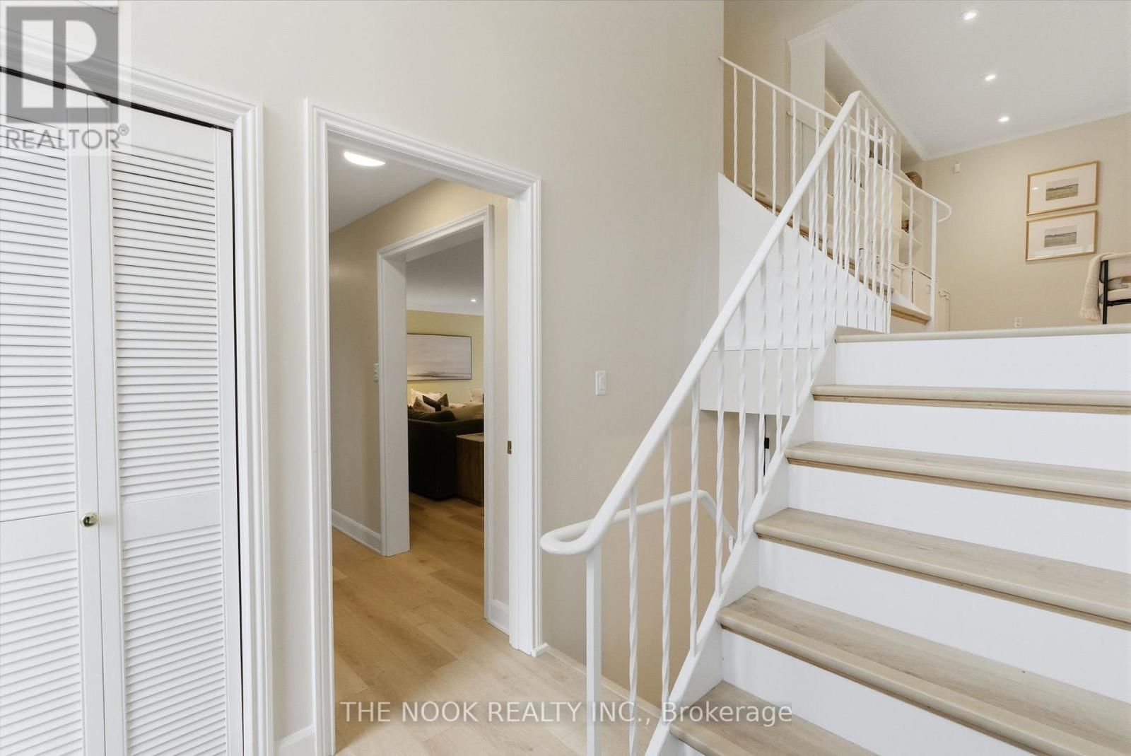 159 LIBERTY STREET NORTH Image 40