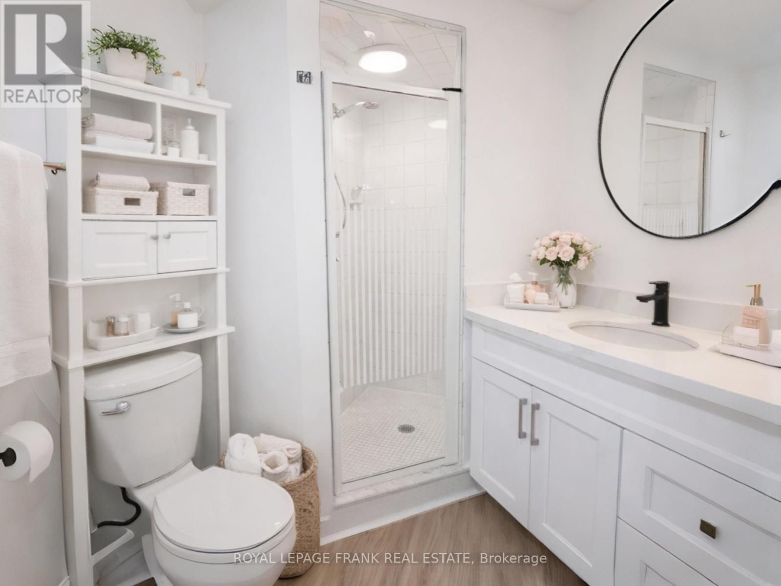 819 - 20 DEAN PARK ROAD Image 13