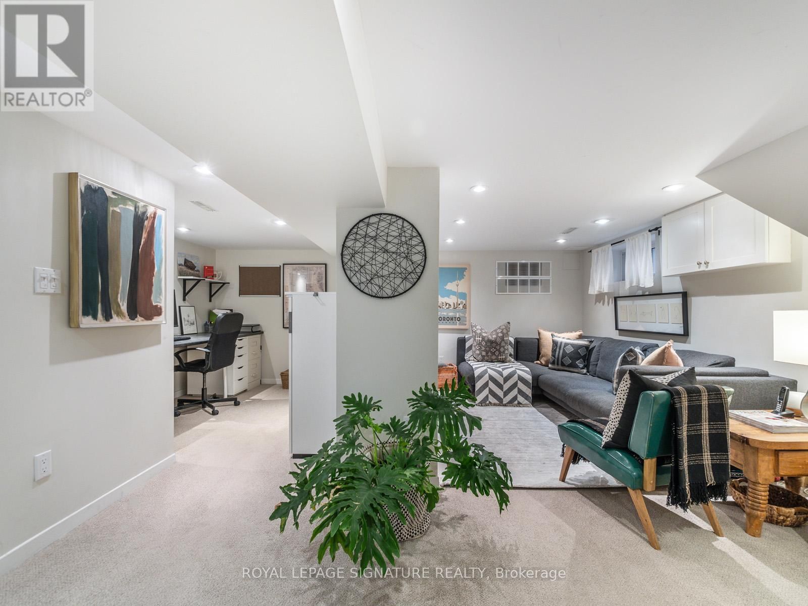 390 KINGSWOOD ROAD Image 27