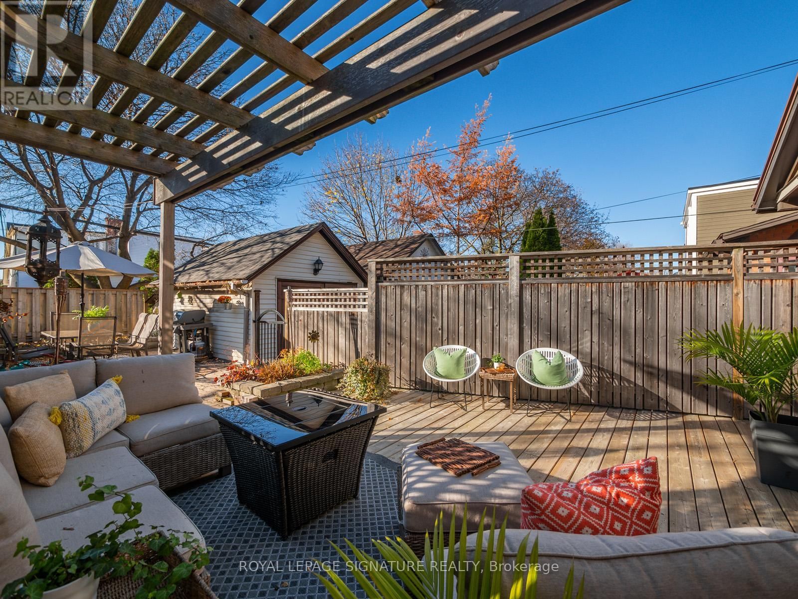 390 KINGSWOOD ROAD Image 34