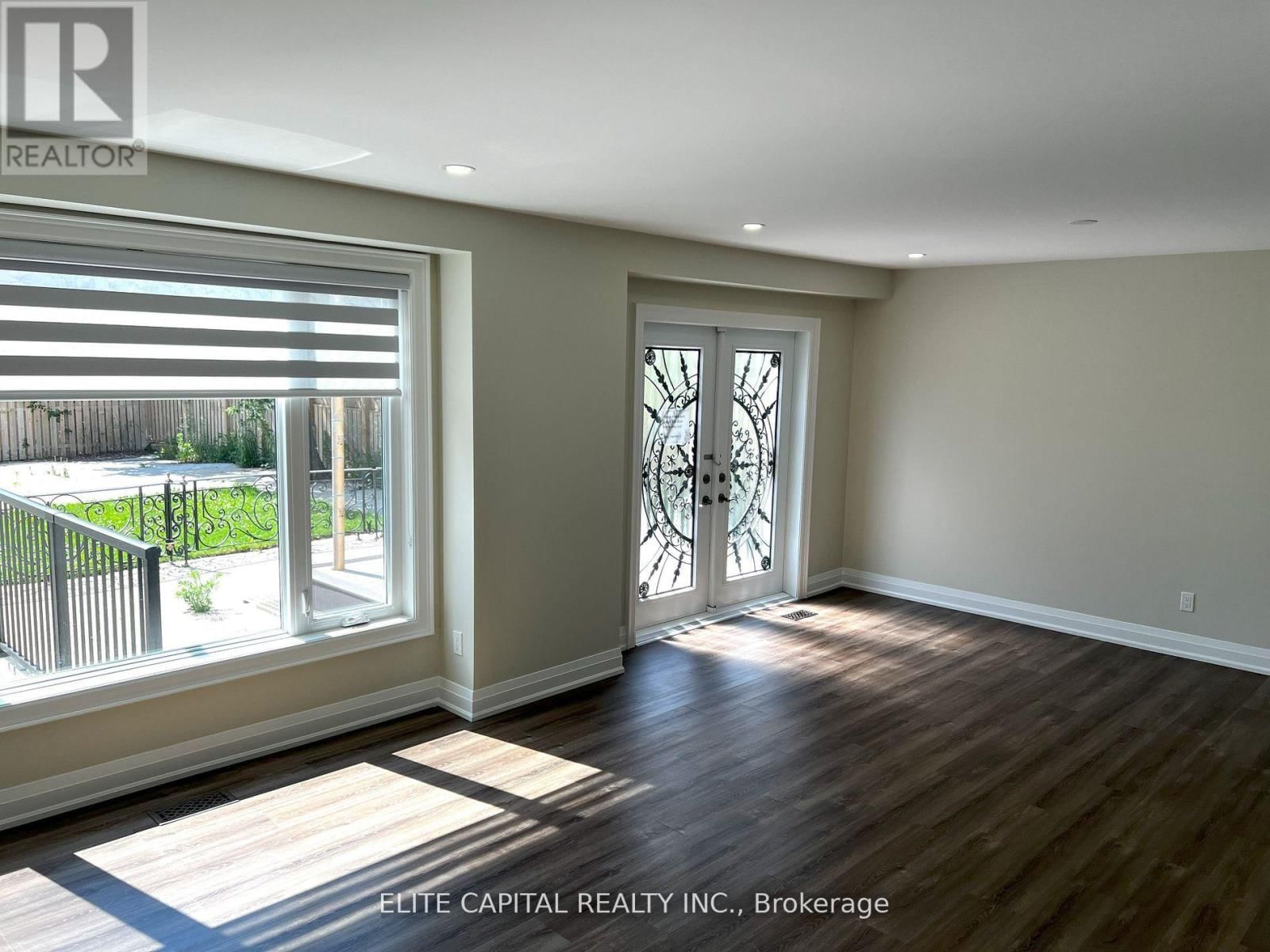 67 HUTCHERSON SQUARE Image 3