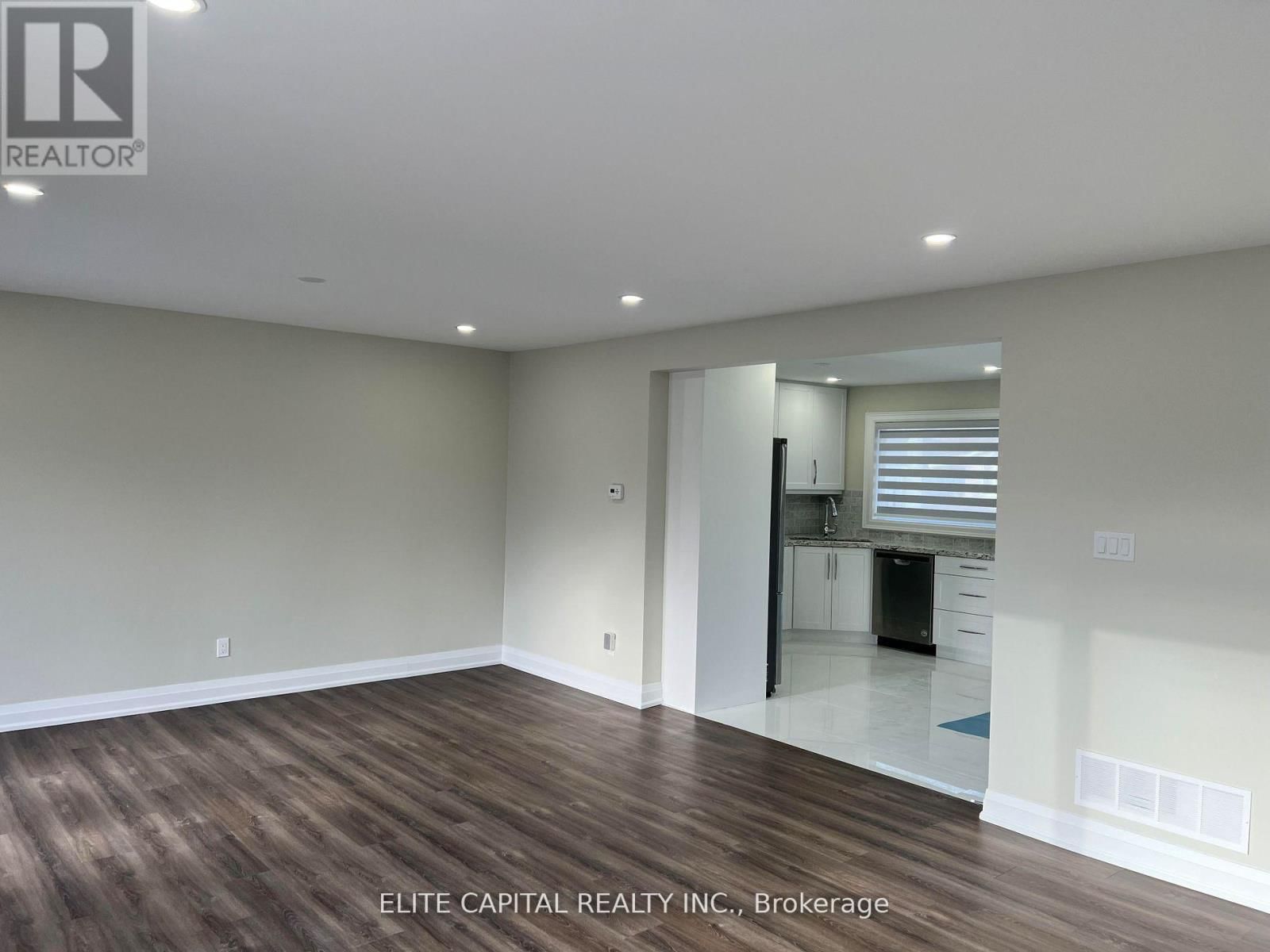 67 HUTCHERSON SQUARE Image 5