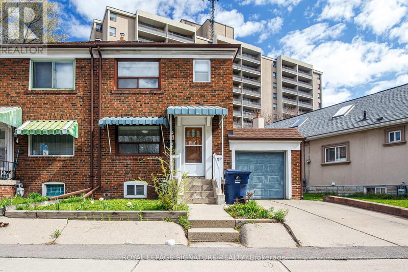 6 Cosburn Avenue, Toronto (Broadview North), M6E2S7 | Image 2