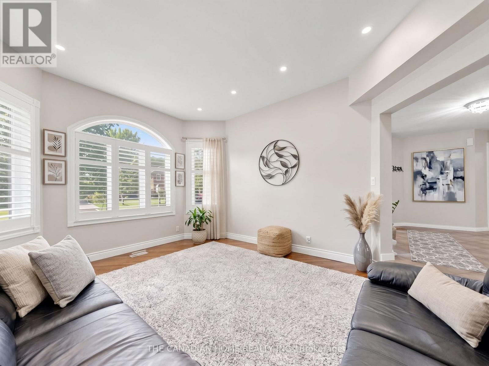 19 WIGSTON COURT Image 3