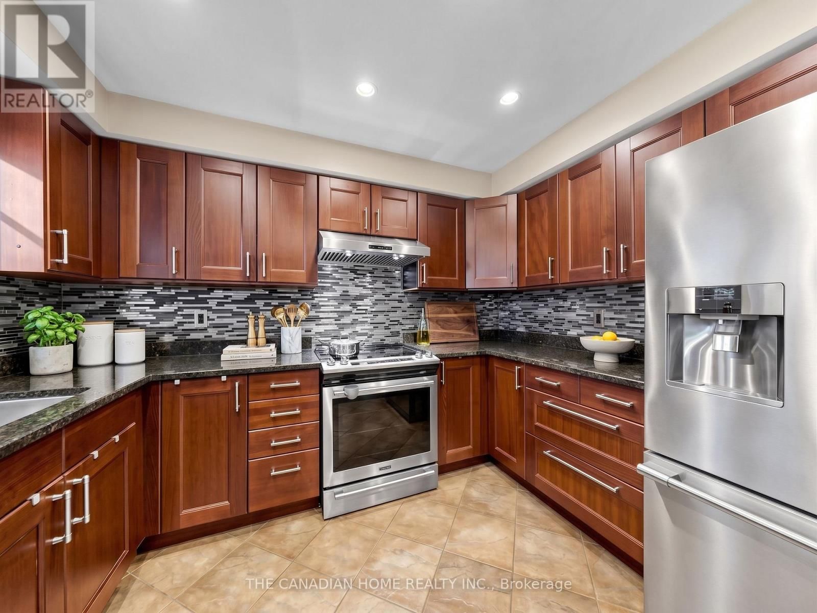 19 WIGSTON COURT Image 4