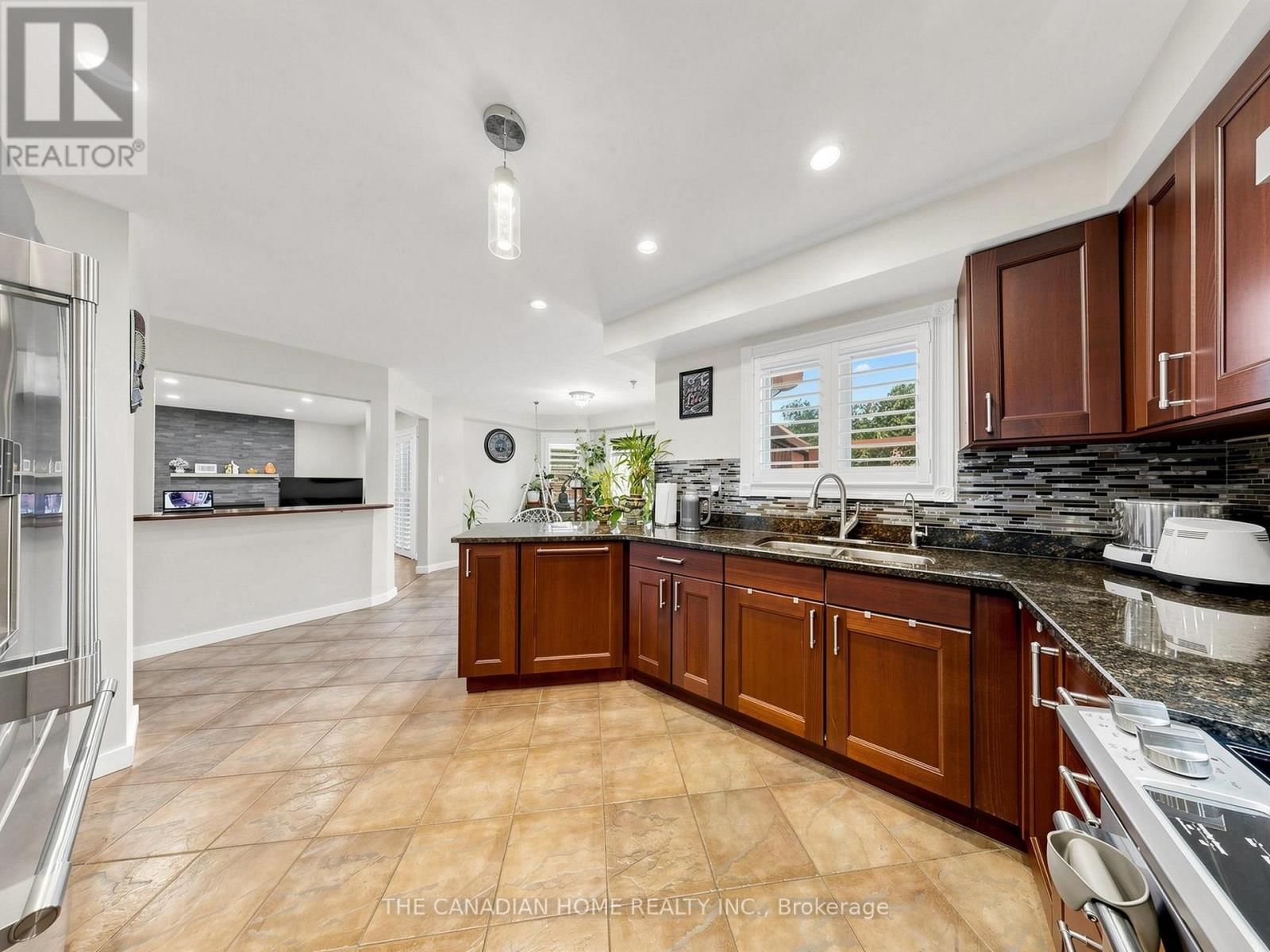 19 WIGSTON COURT Image 6