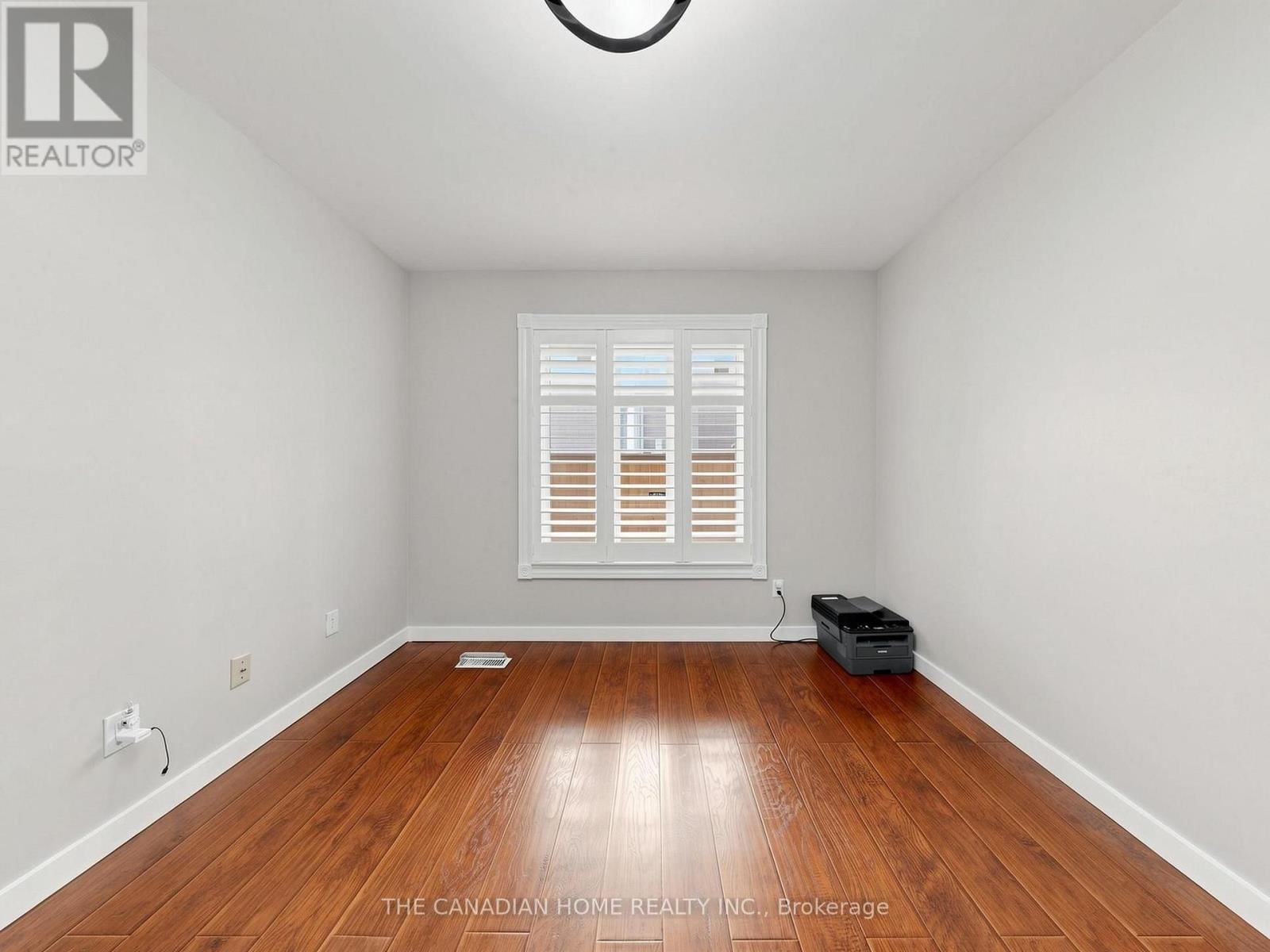 19 WIGSTON COURT Image 7