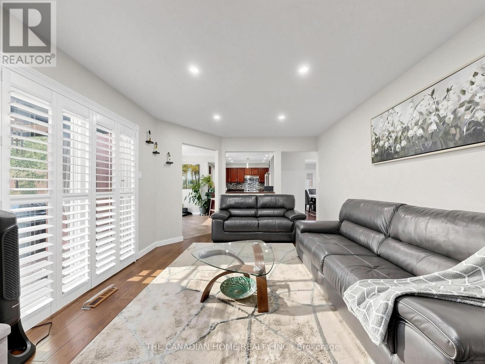 19 WIGSTON COURT Image 9