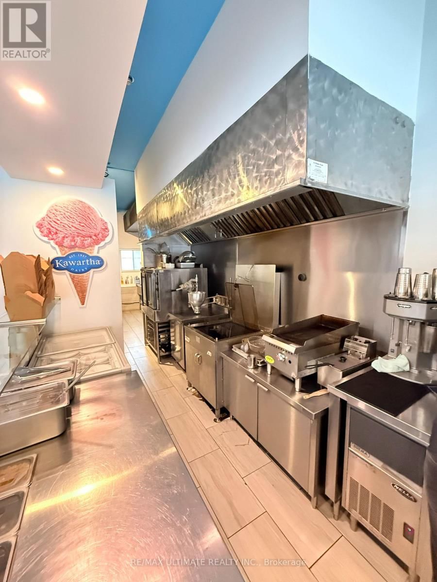 1027 COXWELL AVENUE Image 6