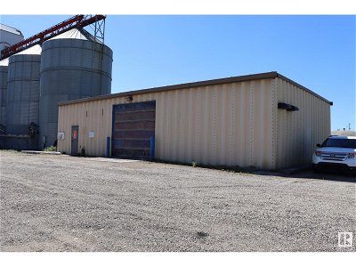 Image #1 of Commercial for Sale at 5308 49st, Wetaskiwin, Alberta