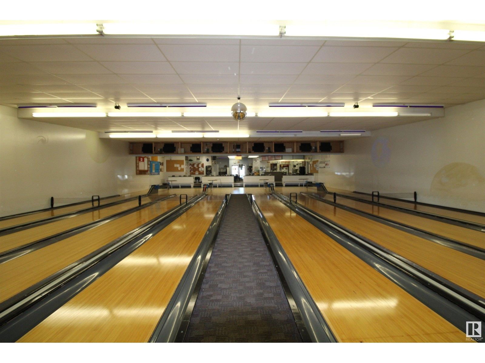 Image #1 of Business for Sale at 4906 49 Av, St. Paul Town, Alberta
