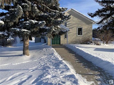 Image #1 of Commercial for Sale at 4403 51 St, Smoky Lake Town, Alberta