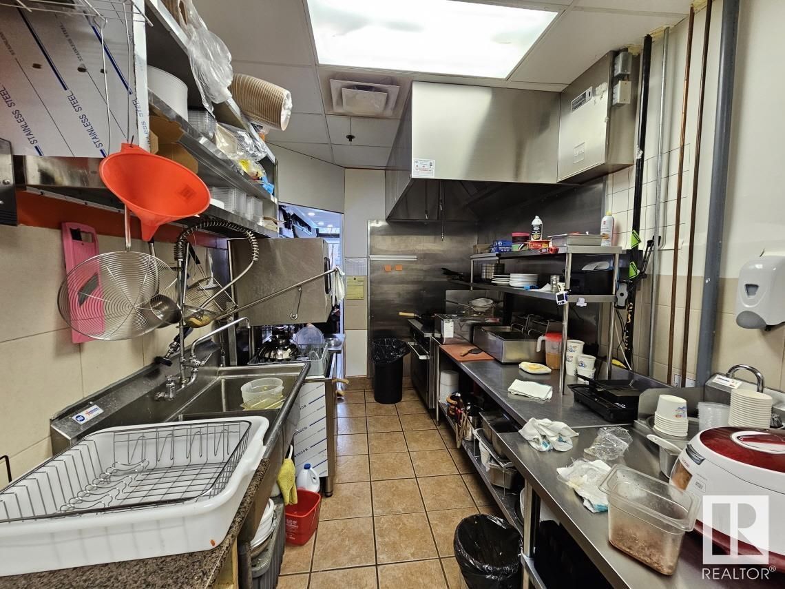 Image #1 of Restaurant for Sale at 10115 100a St Nw, Edmonton, Alberta