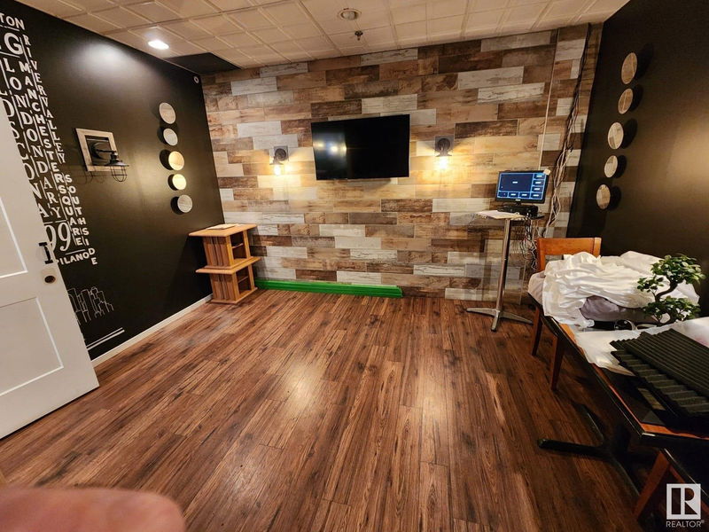 Image #1 of Restaurant for Sale at Toronto, Ontario