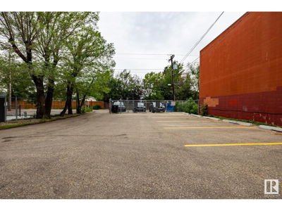 Image #1 of Commercial for Sale at 10660 156 St Nw, Edmonton, Alberta