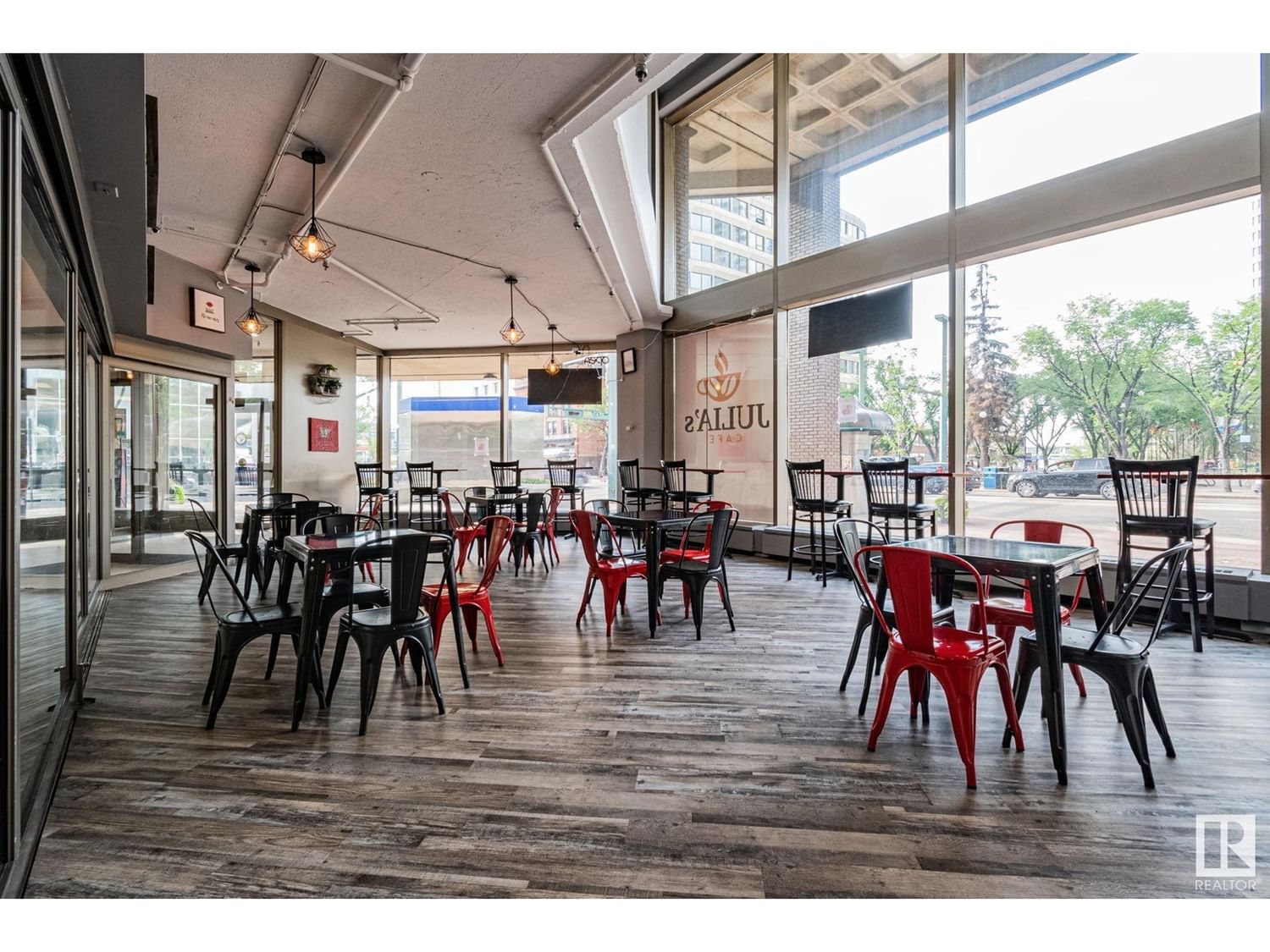 Restaurants for Sale in Alberta