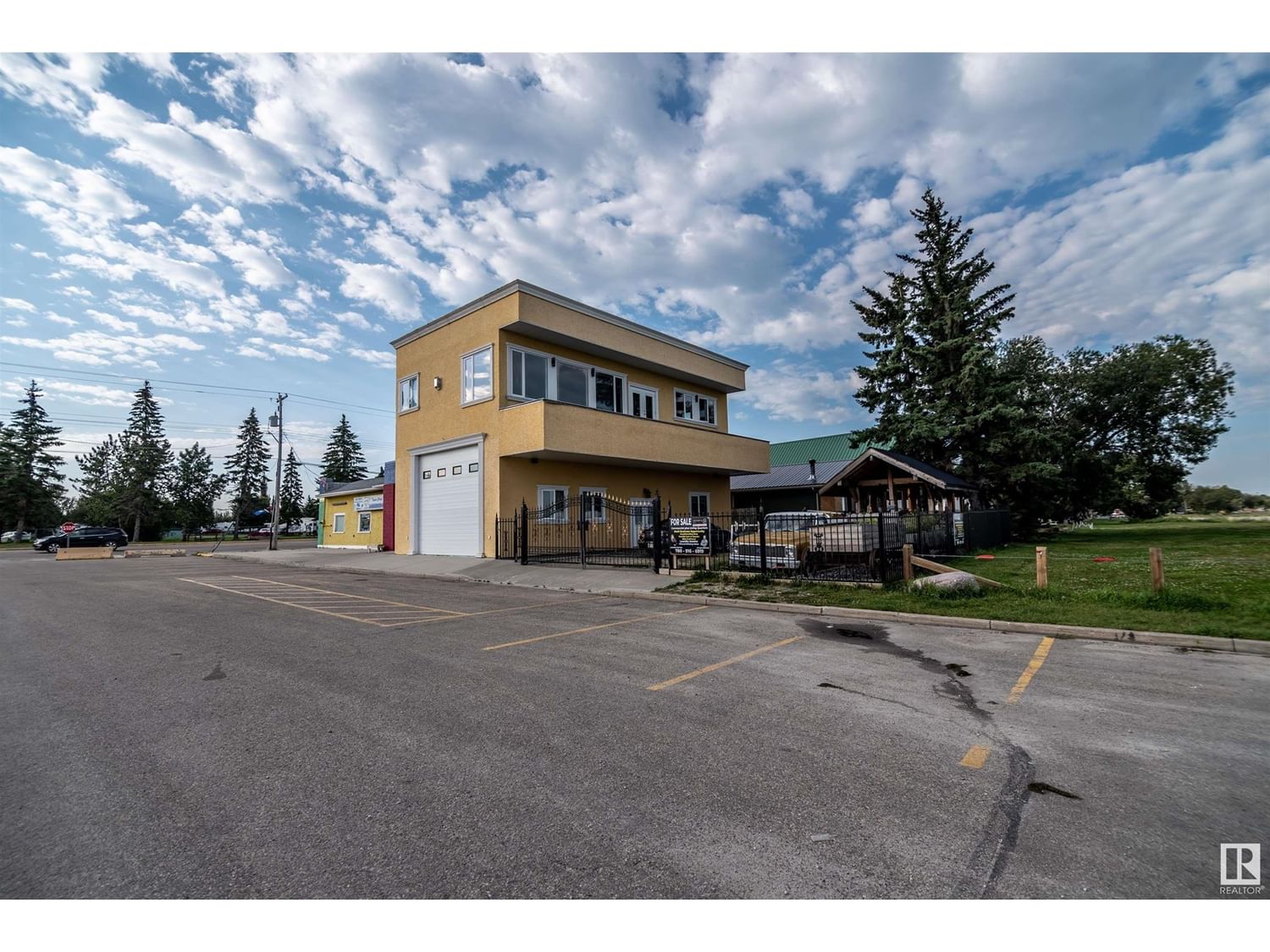 Businesses for Sale in Canada