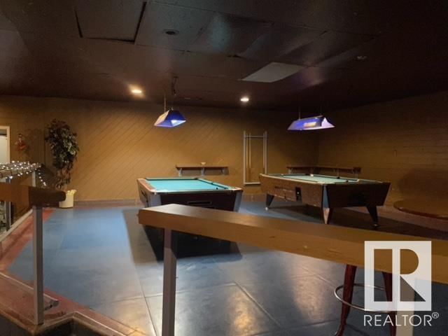 Image #1 of Business for Sale at 4932 Plaza Av, Swan Hills, Alberta