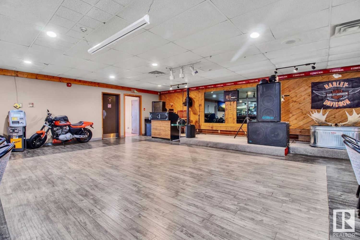 Image #1 of Business for Sale at 5102 50 Av, Andrew, Alberta