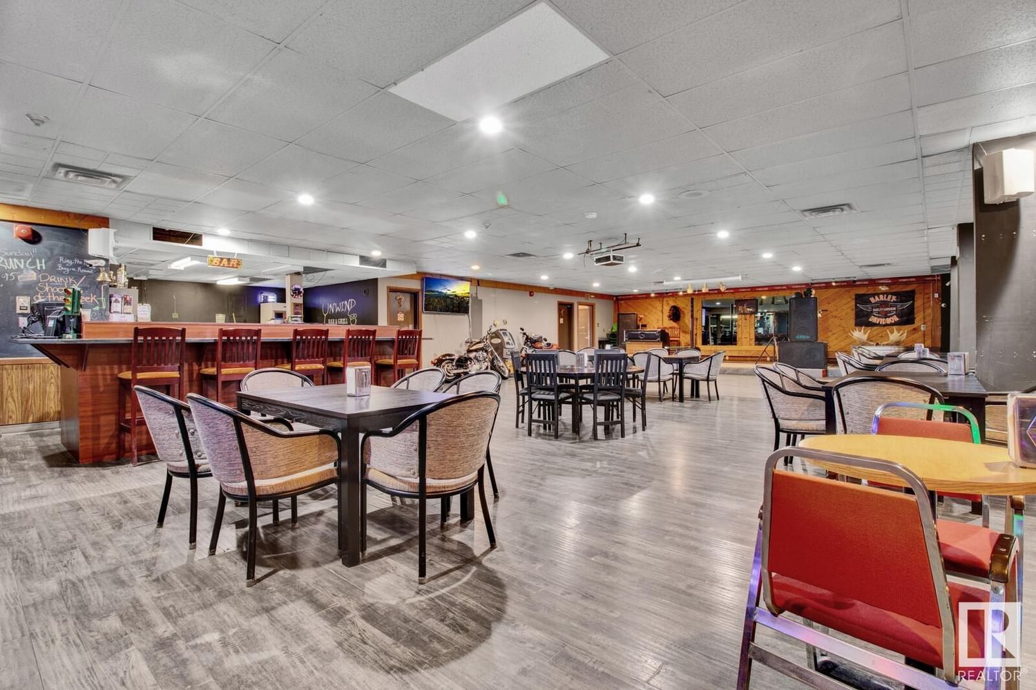 Image #1 of Business for Sale at 5102 50 Av, Andrew, Alberta