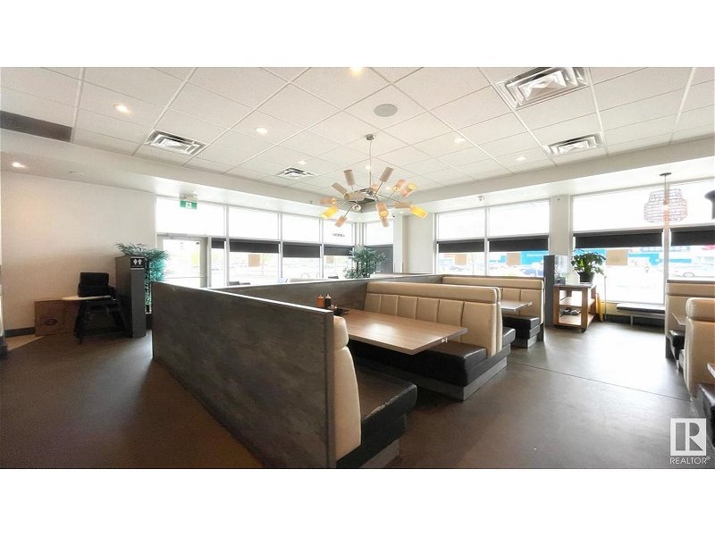 Image #1 of Restaurant for Sale at 4426 17 St Nw, Edmonton, Alberta