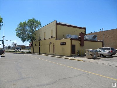 Image #1 of Commercial for Sale at 4902 50 Av, Lacombe, Alberta