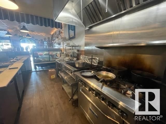 Image #1 of Restaurant for Sale at 0 0 St Nw Nw, Edmonton, Alberta