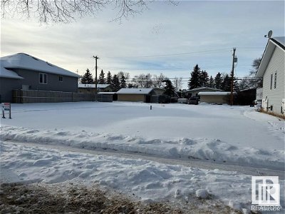 Image #1 of Commercial for Sale at 5020 50 St, Redwater, Alberta