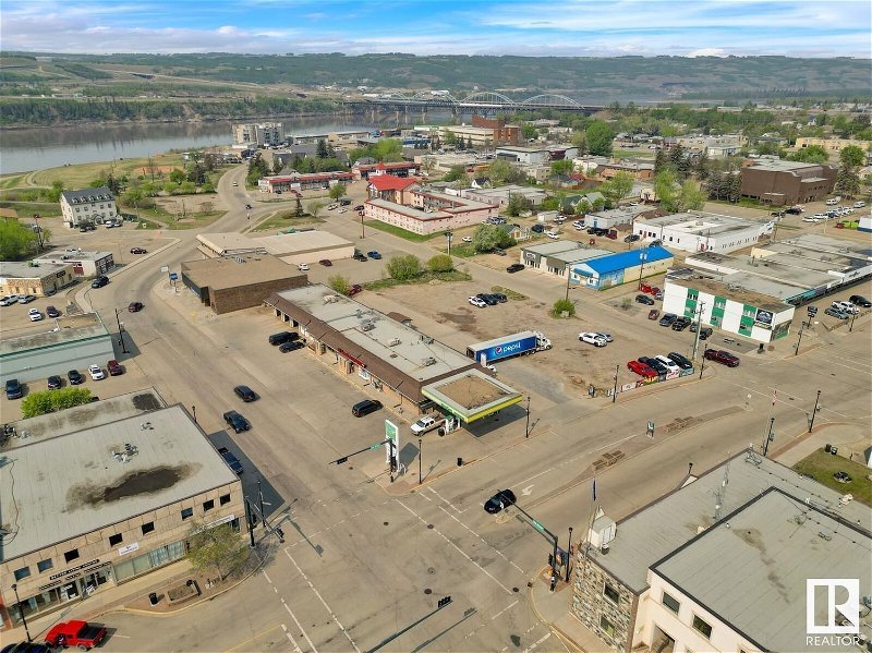 Image #1 of Business for Sale at 9912 100 St, Peace River, Alberta