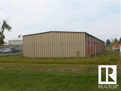 Image #1 of Commercial for Sale at 4904 & 4908 50 Ave, Thorsby, Alberta