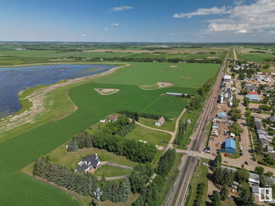 Image #1 of Commercial for Sale at W4 28 36 36 Nw, Red Deer, Alberta