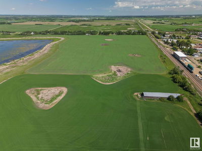 Image #1 of Commercial for Sale at W4 28 36 36 Nw, Red Deer, Alberta
