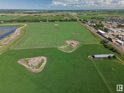 Image #1 of Commercial for Sale at W4 28 36 36 Nw, Red Deer, Alberta