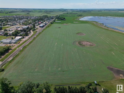 Image #1 of Commercial for Sale at W4 28 36 36 Nw, Red Deer, Alberta