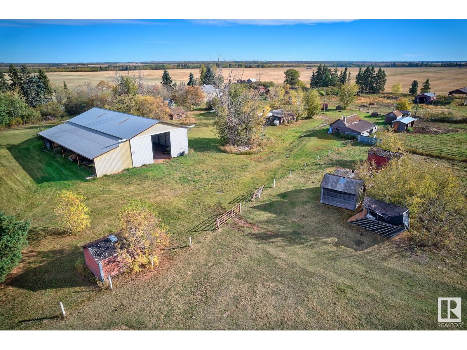 191043 TWP RD 584 Image 39