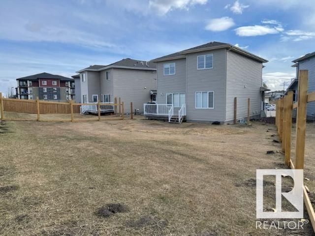 7315 Creighton Cl Sw Edmonton, Alberta