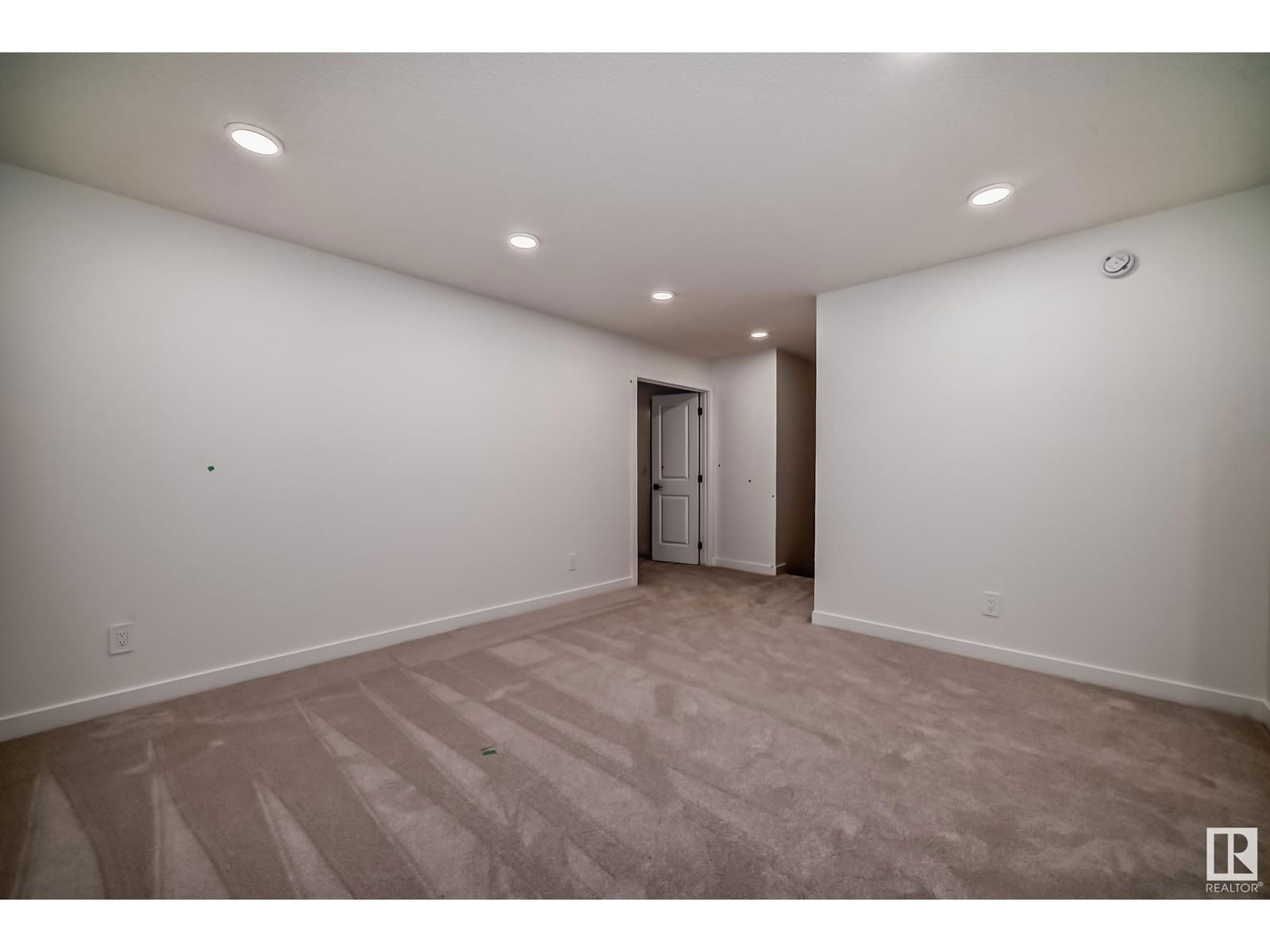 4211 206 ST NW Image 39