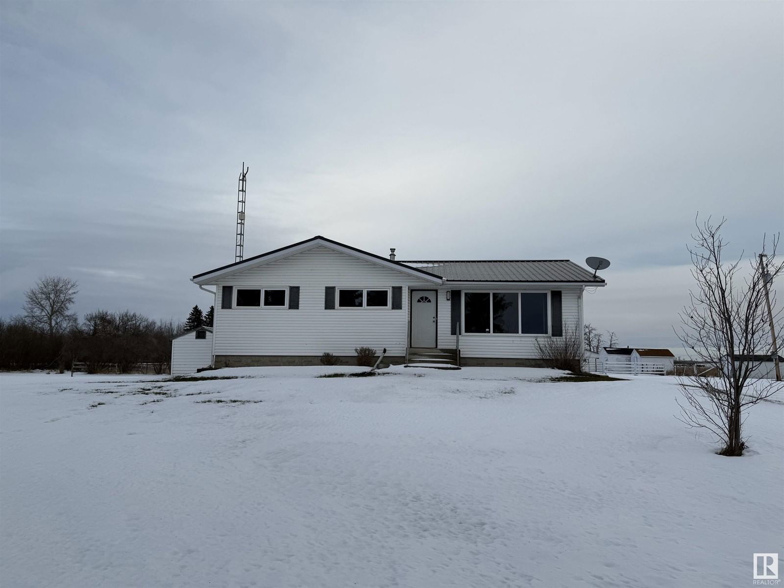 153080 TWP RD 565 Image 1