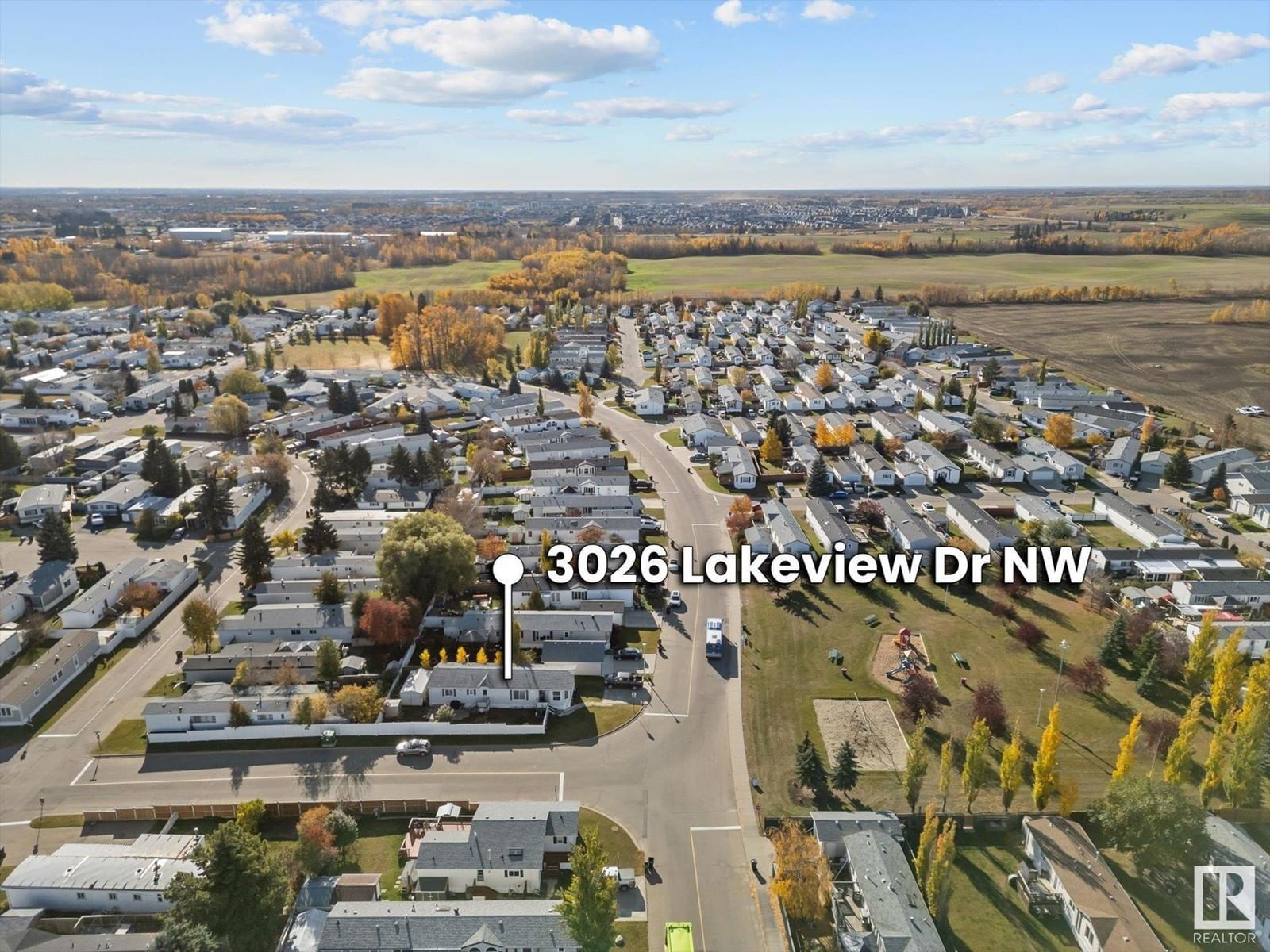 3026 Lakeview DR NW Image 42