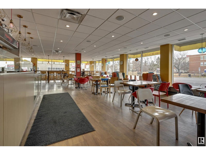 Image #1 of Restaurant for Sale at 8631 109 St Nw, Edmonton, Alberta