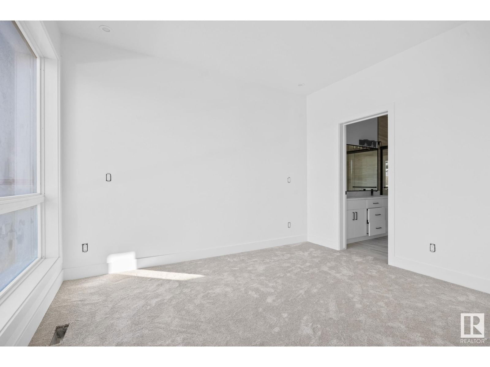 6273 112A ST NW Image 22