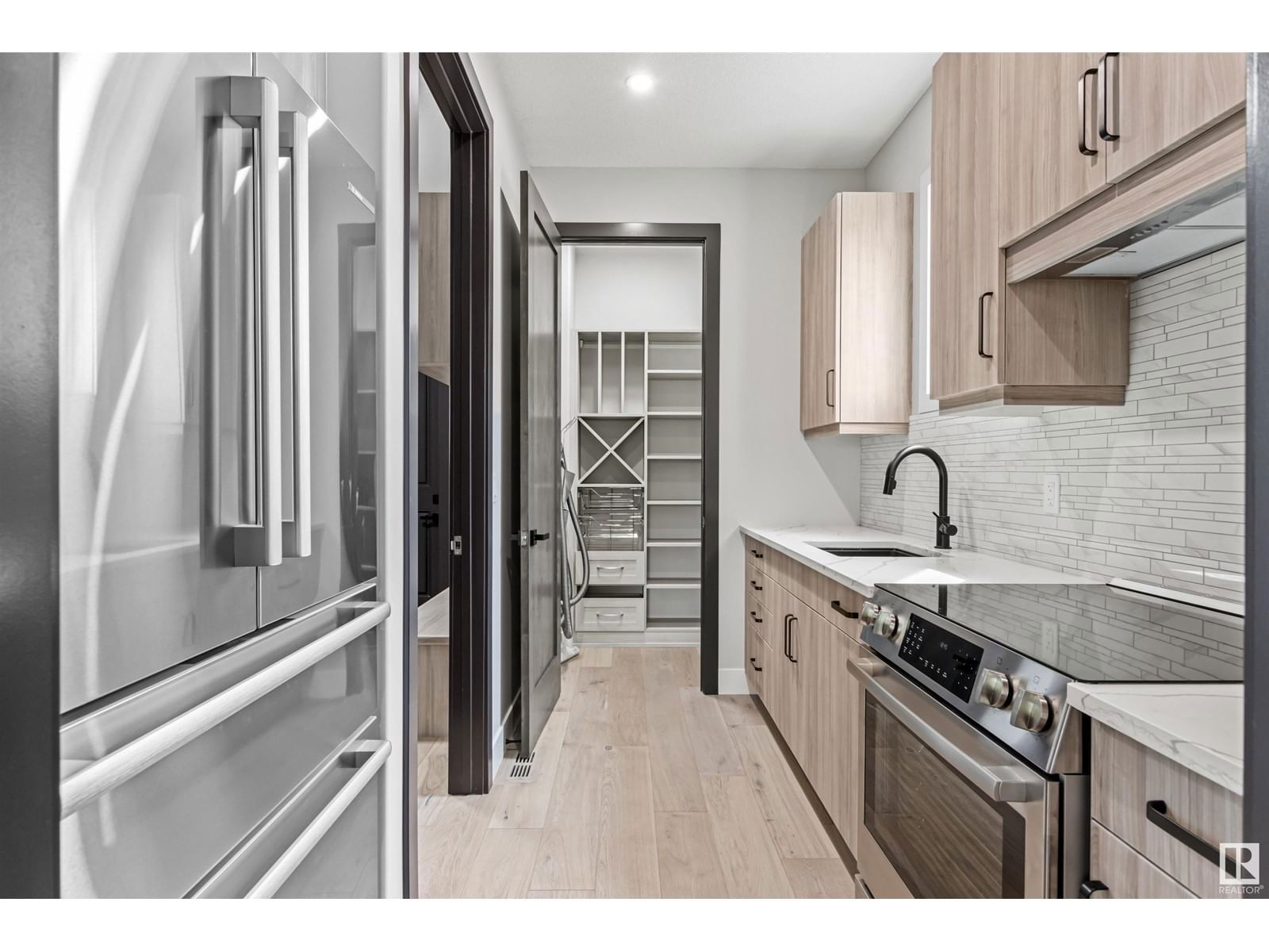 4810 KNIGHT CR Image 22