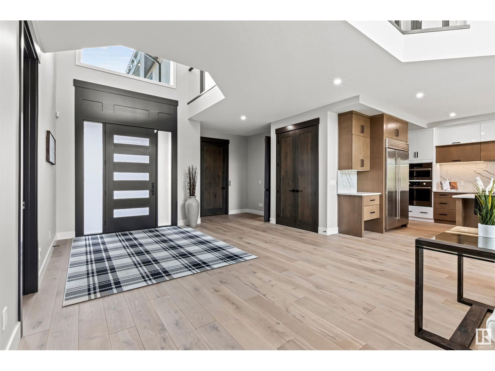 4810 KNIGHT CR Image 4