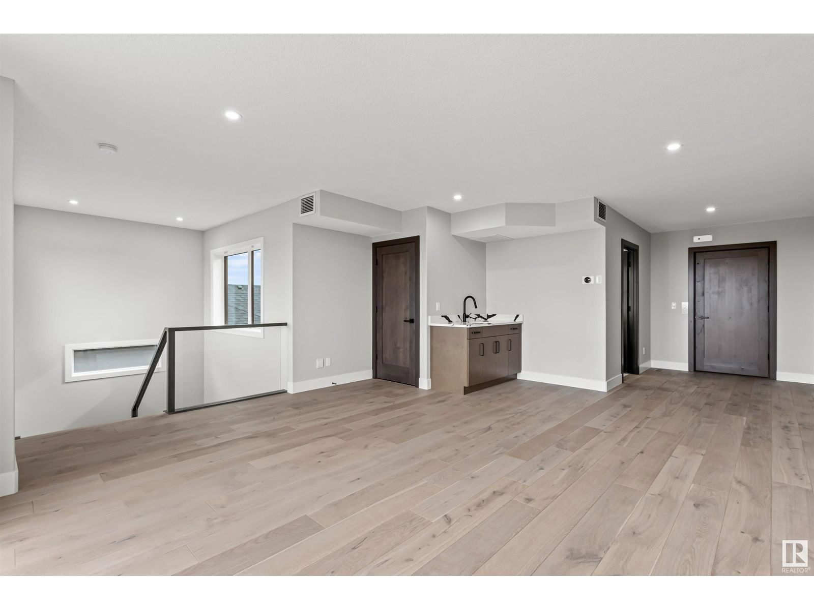 4810 KNIGHT CR Image 59