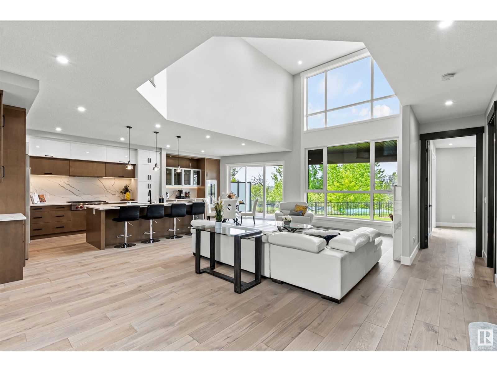 4810 KNIGHT CR Image 6